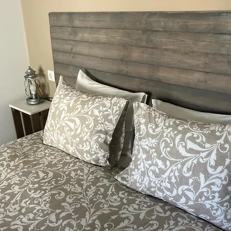 The Globetrotter's Bed & Breakfast