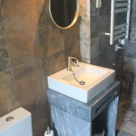 The Globetrotter's 3*